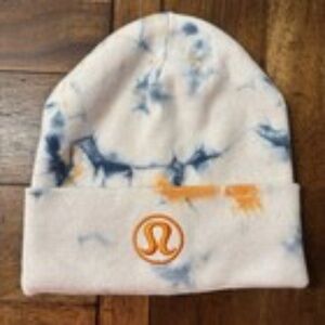 Lululemon Warm Revelation Beanie Hat Cap Tie Dye Size L/XL Unisex Adults Winter